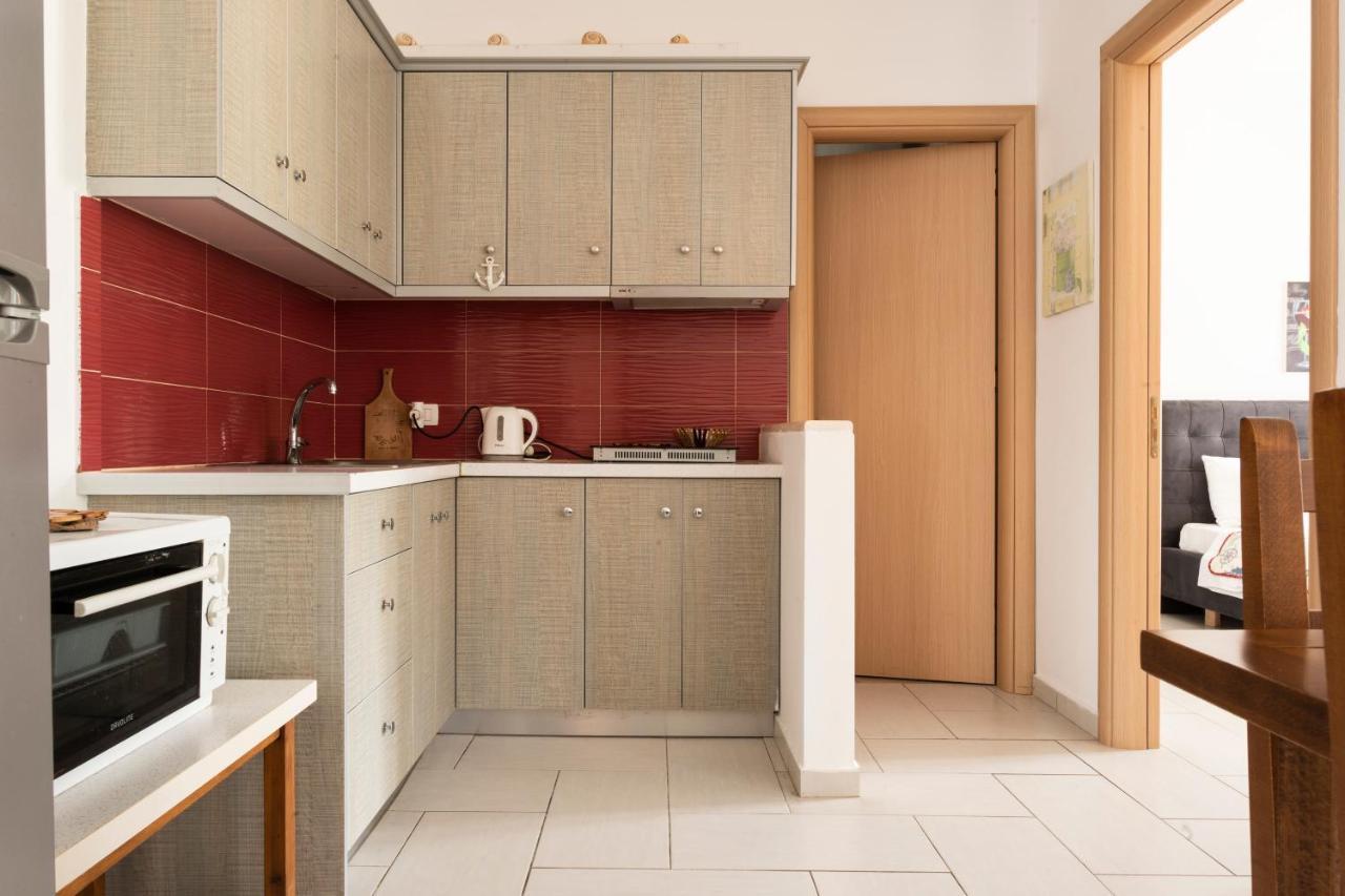 Sea Apartments Himarë Extérieur photo